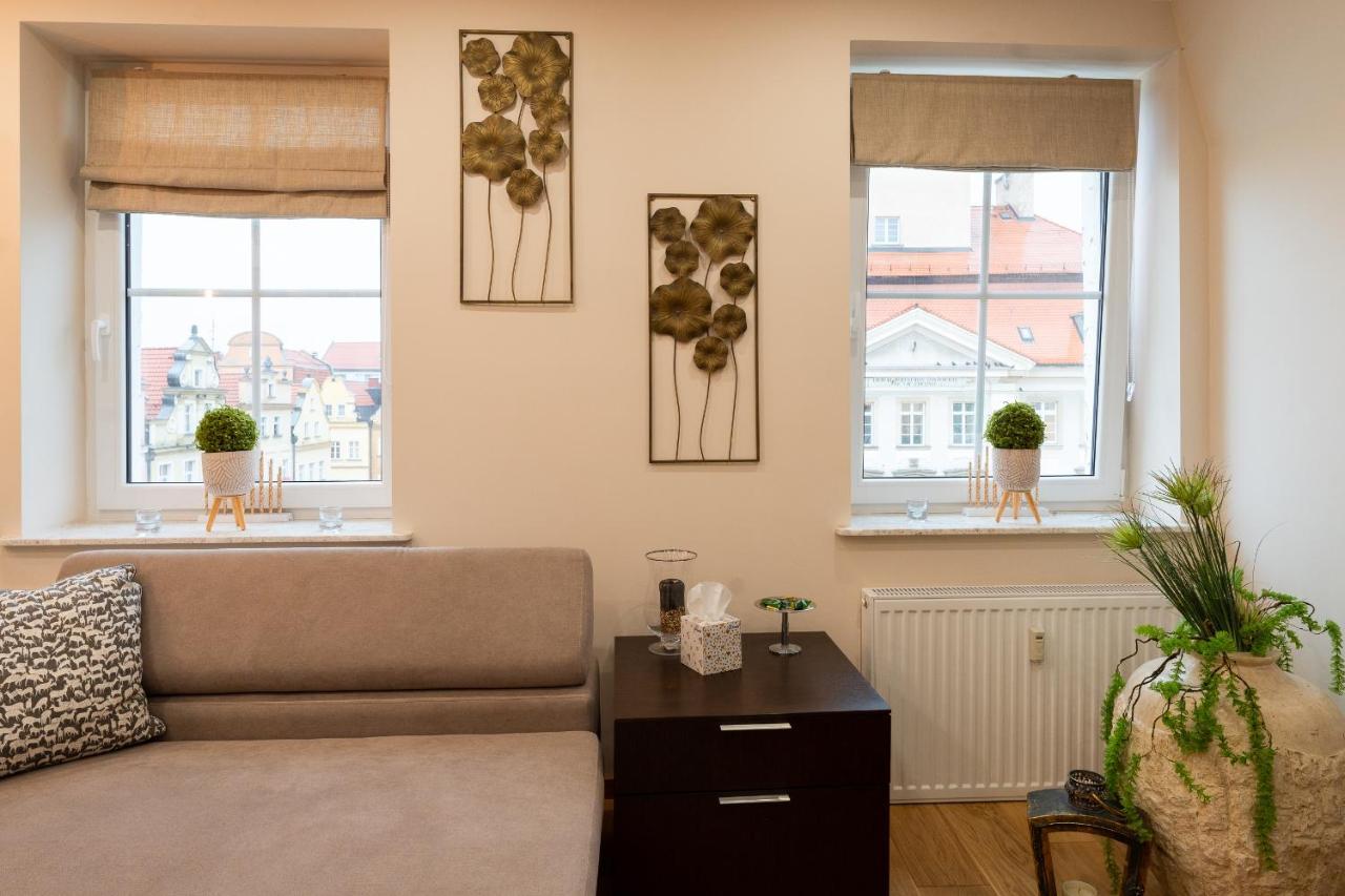 Apartament Zloty Jelonek - 4 Osobowy Na Placu Ratuszowym - Space Apart Jelenia Góra Esterno foto