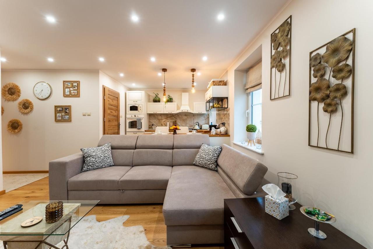Apartament Zloty Jelonek - 4 Osobowy Na Placu Ratuszowym - Space Apart Jelenia Góra Esterno foto