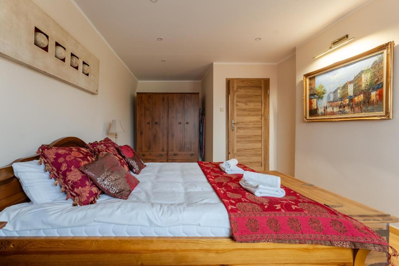Apartament Zloty Jelonek - 4 Osobowy Na Placu Ratuszowym - Space Apart Jelenia Góra Esterno foto