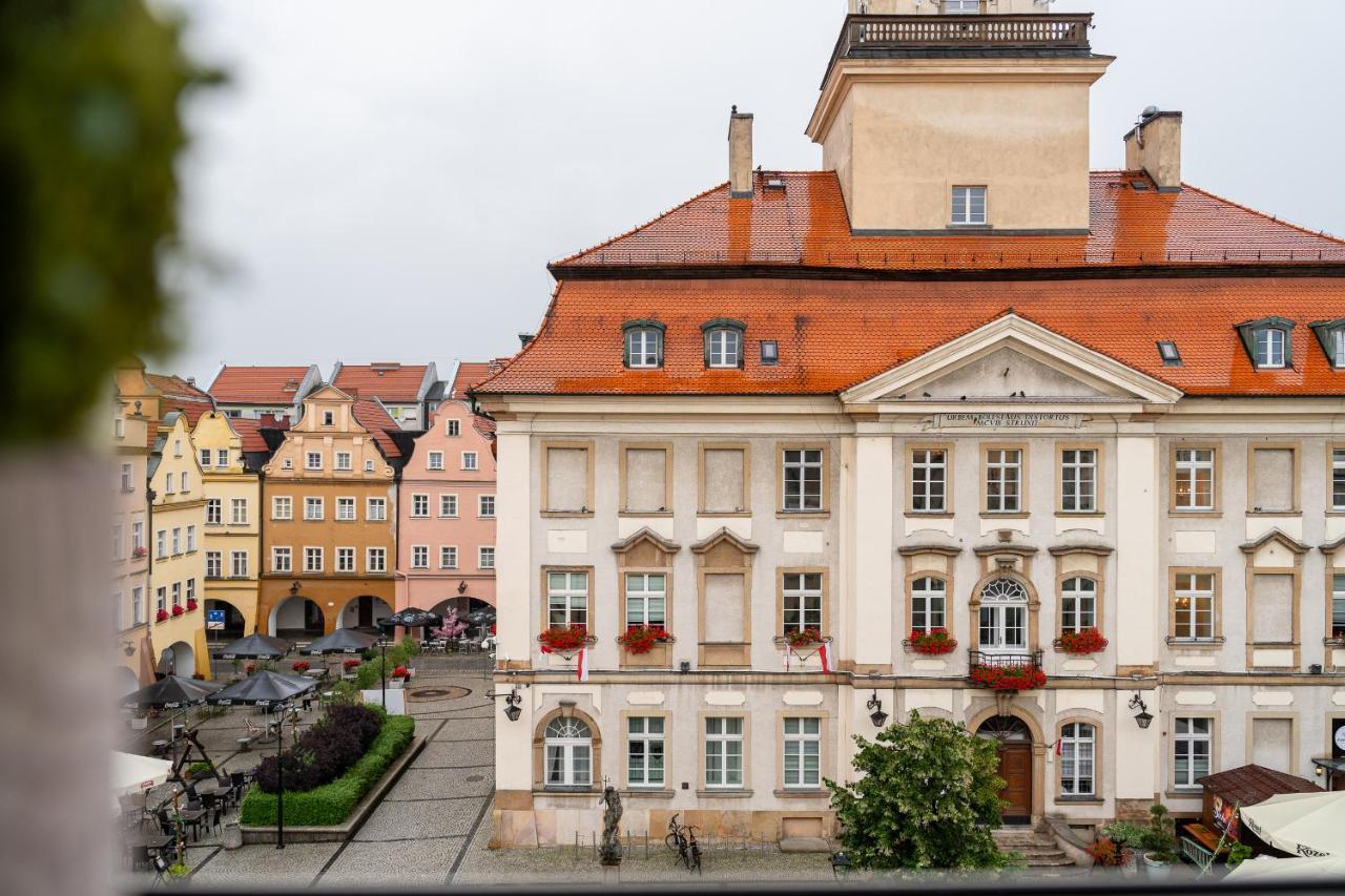 Apartament Zloty Jelonek - 4 Osobowy Na Placu Ratuszowym - Space Apart Jelenia Góra Esterno foto